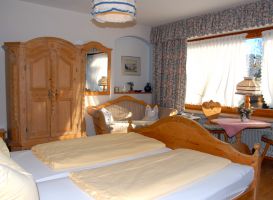 Appartement Zahmer Kaiser - Im Appartement Zahmer Kaiser befindet sich ein Doppelbett. Appartement Zahmer Kaiser